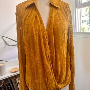 Mave Anthropologie amber light long sleeved top